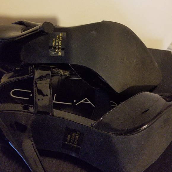 Cute Black heels - Picture 4 of 6